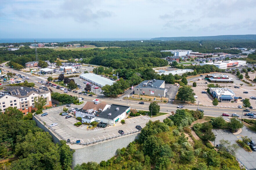 More Photos Of 47-53 Long Pond Rd, Plymouth Restaurant For Lease