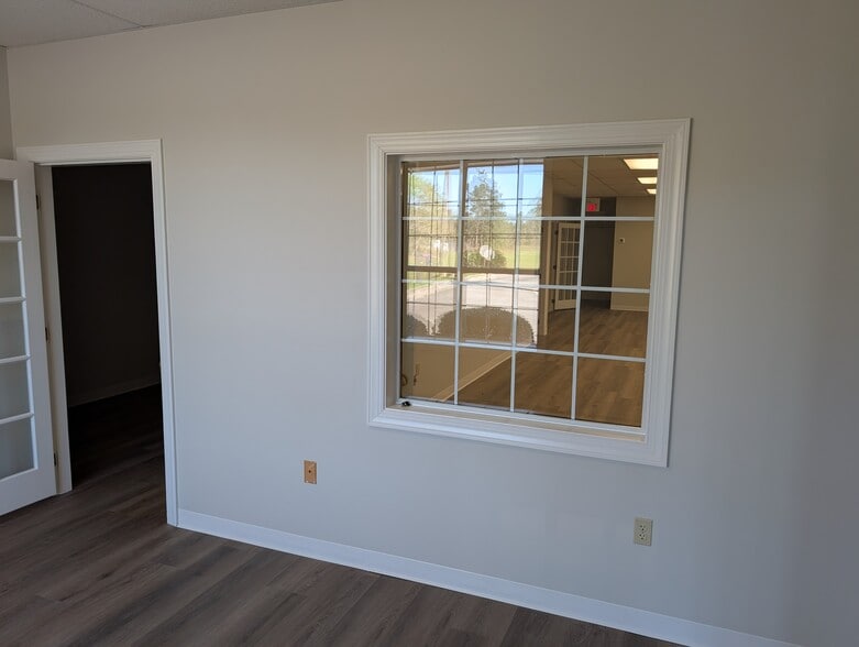 More Photos Of 1709 River St, Valdosta Office For Lease