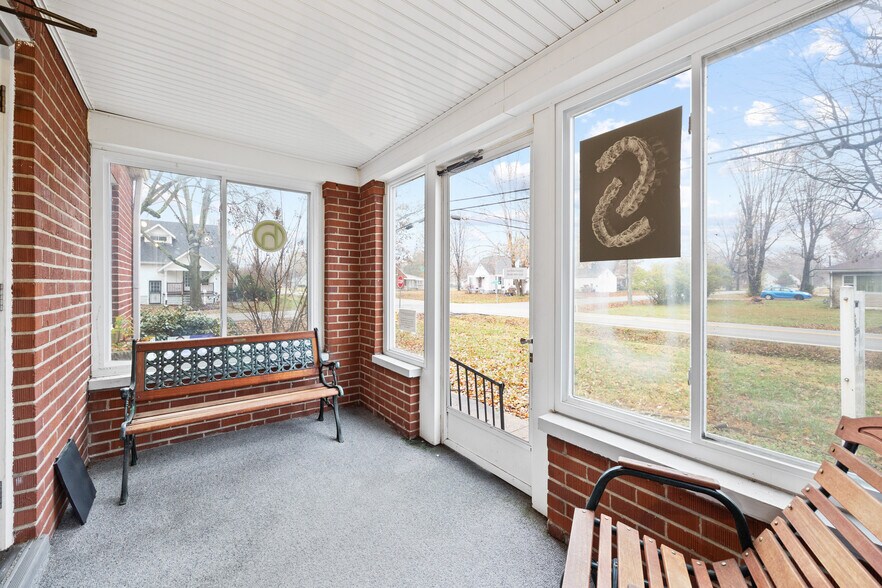 More Photos Of 4816 Greenwood Rd, Louisville Medical For Lease