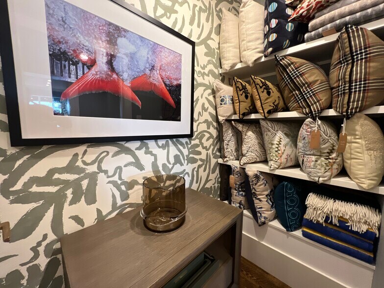 More Photos Of 21 South Ave, New Canaan Storefront Retail Office For Lease