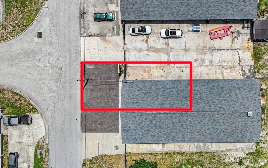 More Photos Of 7731 Industrial Rd, Melbourne Warehouse For Lease