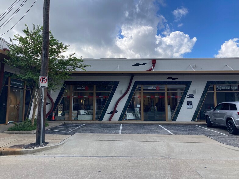 Primary Photo Of 2627 Colquitt St, Houston General Retail For Lease