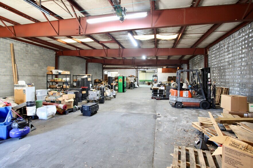 More Photos Of 360 Old Salisbury-concord Rd, Concord Distribution For Sale
