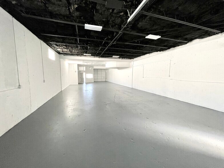 Primary Photo Of 988-1004 NW 51st Pl, Fort Lauderdale Light Manufacturing For Lease