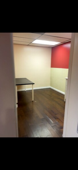 More Photos Of 4550 Kearny Villa Rd, San Diego Office For Sale