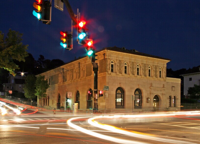 More Photos Of 2 S Broadway, Tarrytown Restaurant For Sale