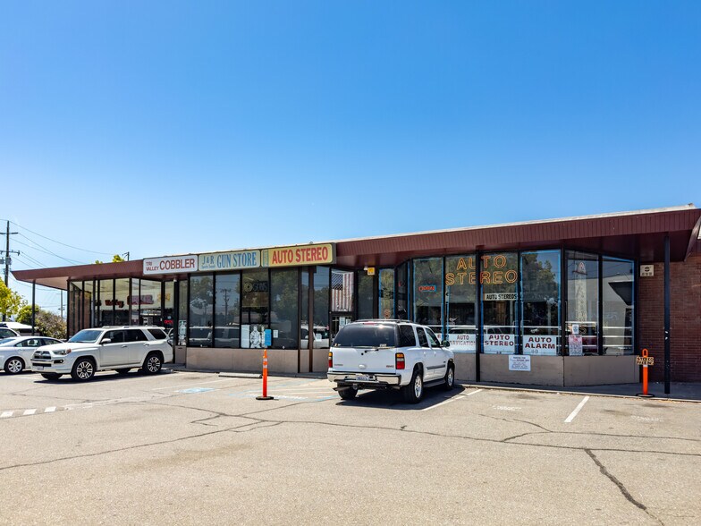 More Photos Of 2558 Old 1st St, Livermore Freestanding For Lease