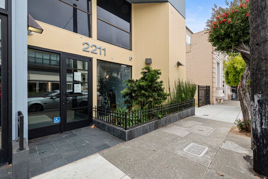 More Photos Of 2211 Bush St, San Francisco Medical For Sale