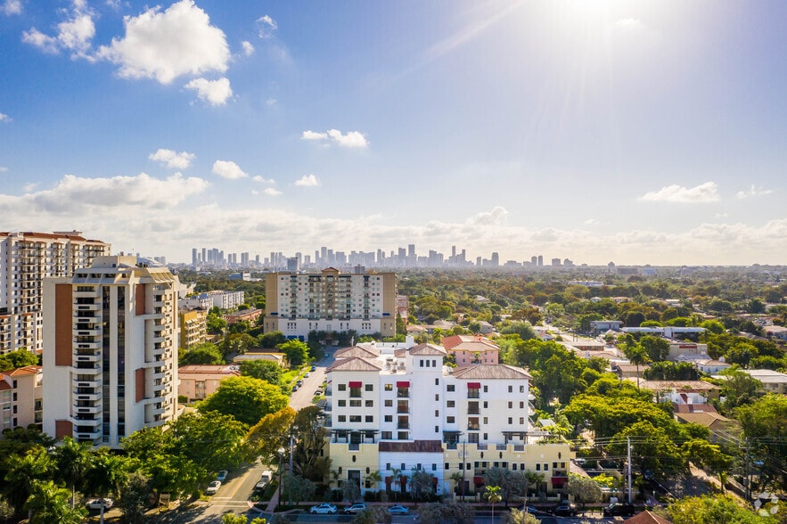 More Photos Of 1091 Galiano St, Coral Gables Apartments For Sale
