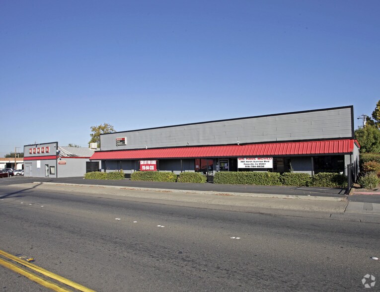 More Photos Of 7817-7829 Fair Oaks Blvd, Carmichael Auto Dealership For Lease