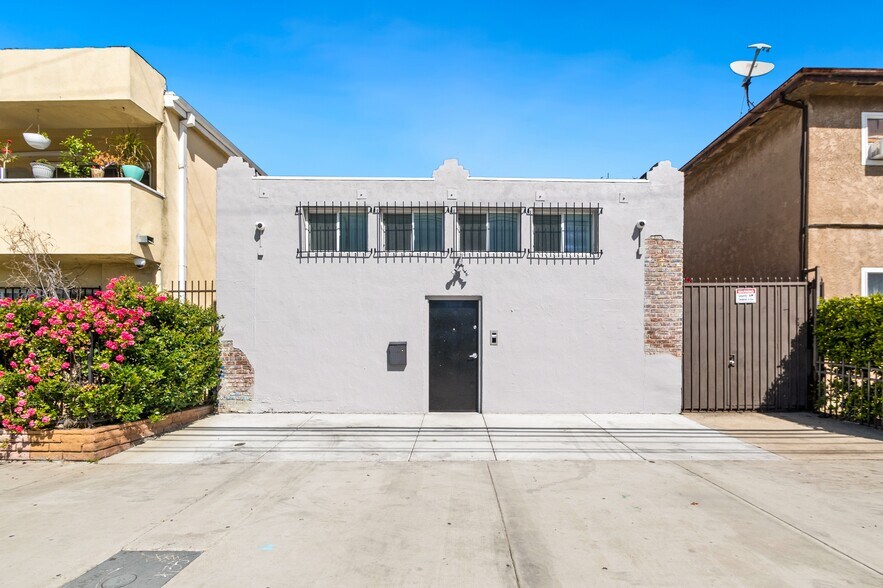 More Photos Of 11007 Venice Blvd, Los Angeles Storefront Retail Office For Sale