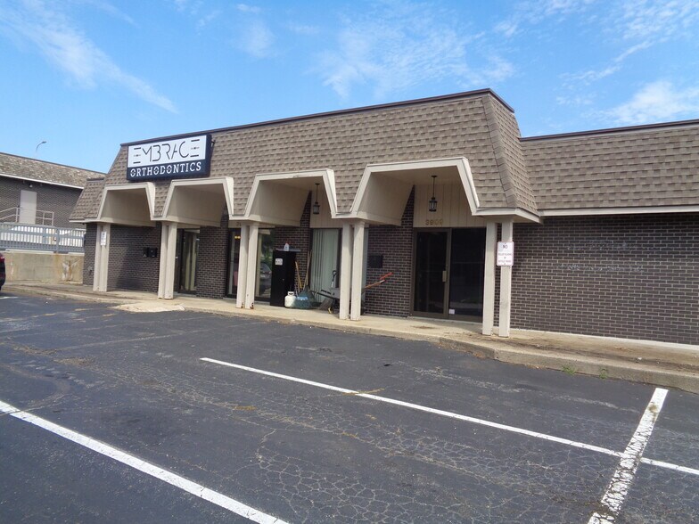 More Photos Of 3903-3913 S Lynn Ct, Independence Office For Sale