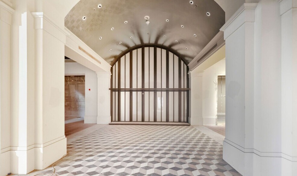 More Photos Of 1401 Walnut St, Philadelphia Apartments For Lease