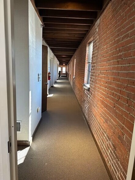 More Photos Of 500 N Walker Ave, Oklahoma City Office For Lease