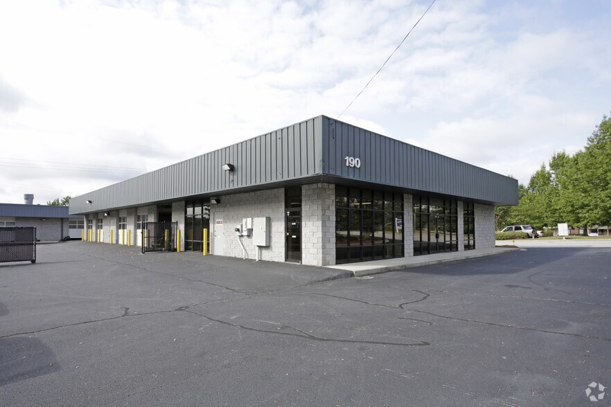 Primary Photo Of 190 Old Loganville Rd SW, Loganville Auto Repair For Lease