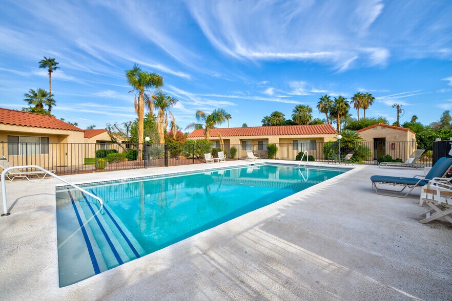 More Photos Of 72805 Park View Dr, Palm Desert Apartments For Sale