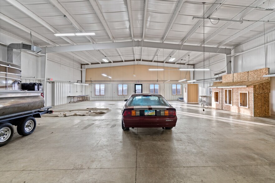 More Photos Of 8028 Newark Rd, Mount Vernon Industrial For Sale