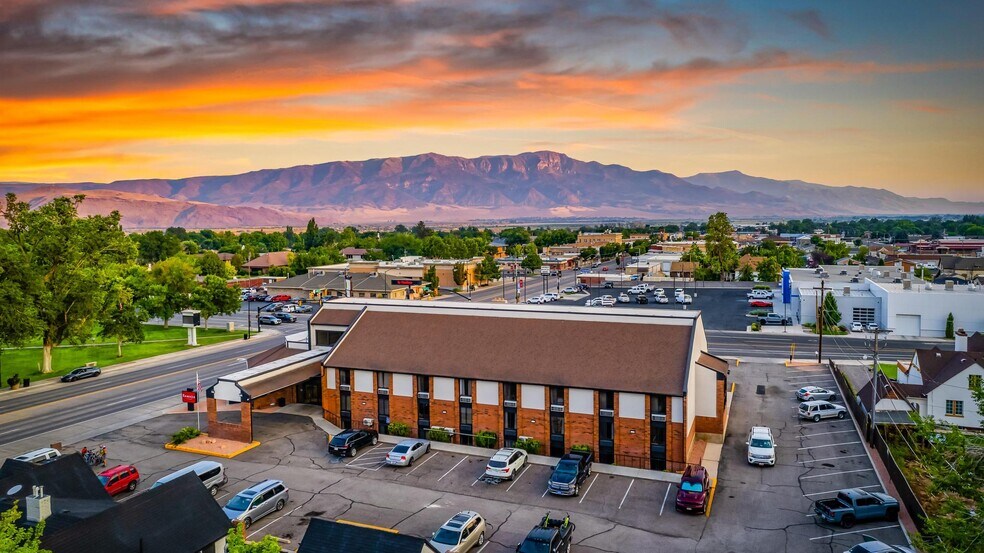 More Photos Of 333 N Main St, Richfield Hotel For Sale