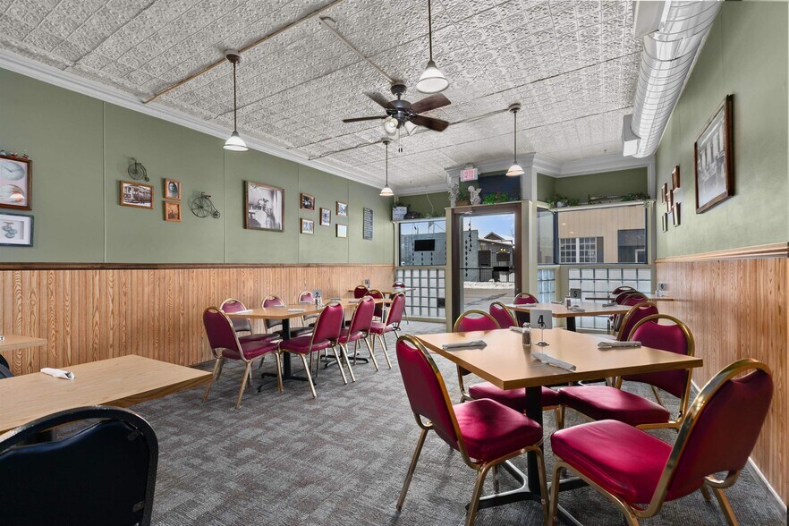More Photos Of 1027 S Main St, Oshkosh Restaurant For Sale