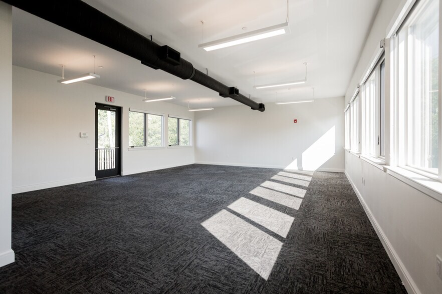 More Photos Of 440 Selden St, Detroit Office For Sale