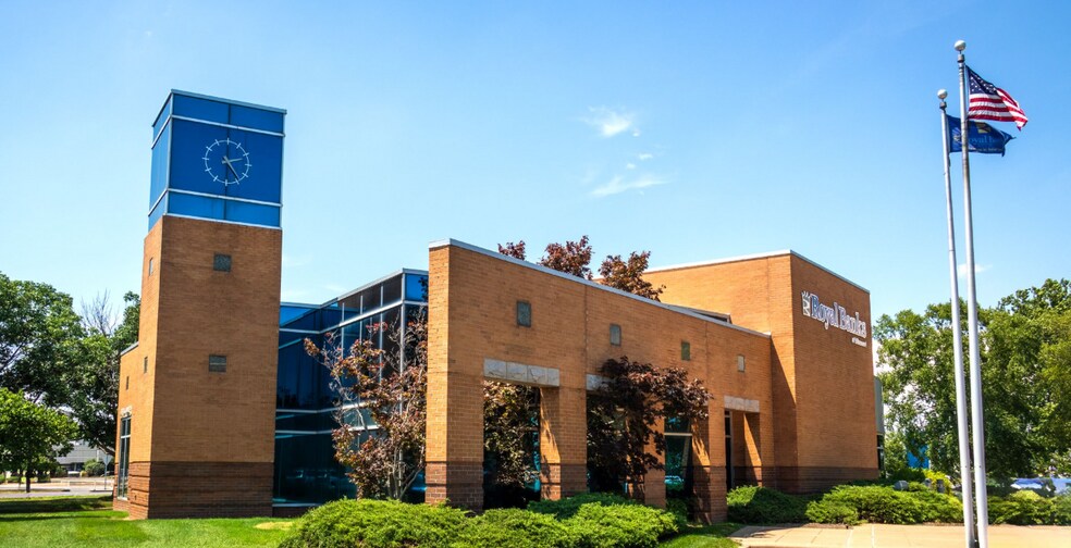 More Photos Of 3330 Rider Trl S, Earth City Office For Sale