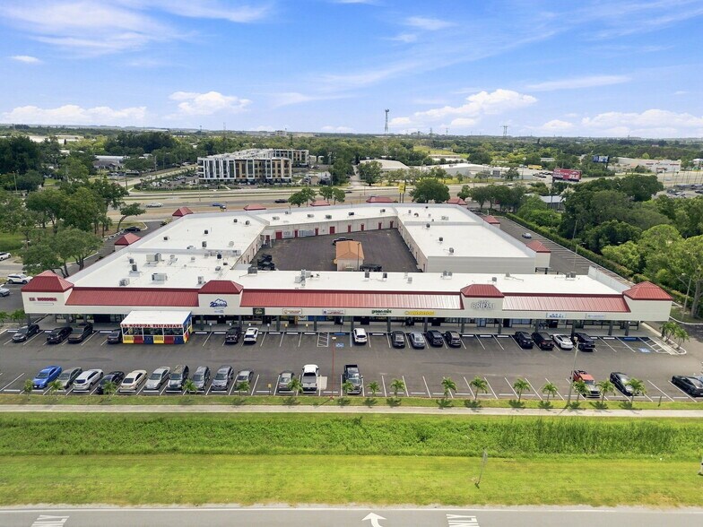 More Photos Of 14100 US Highway 19 N, Clearwater Unknown For Lease