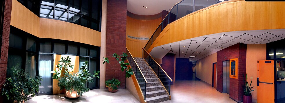 More Photos Of 4100 W Flamingo Rd, Las Vegas Medical For Lease