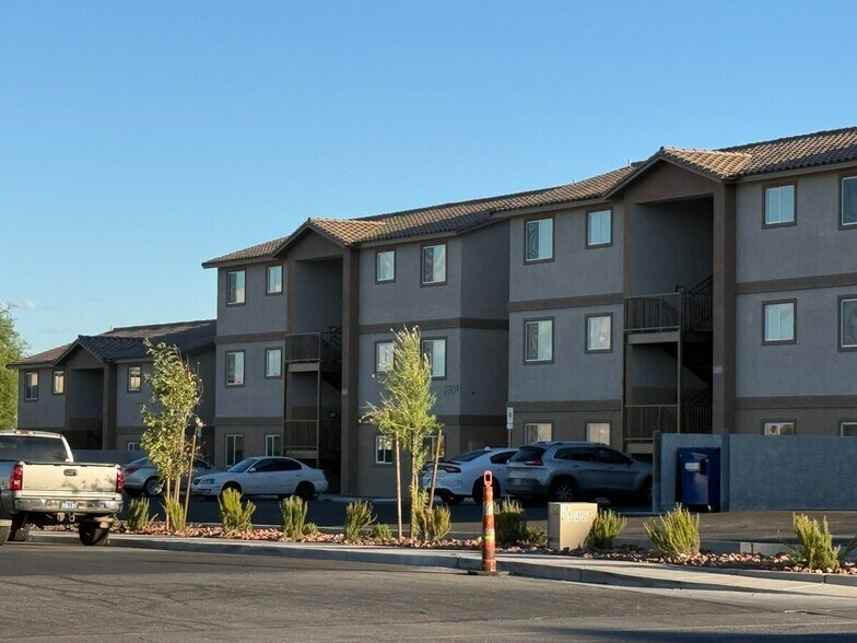 More Photos Of 2301 Seco Adobe Cir, North Las Vegas Apartments For Sale