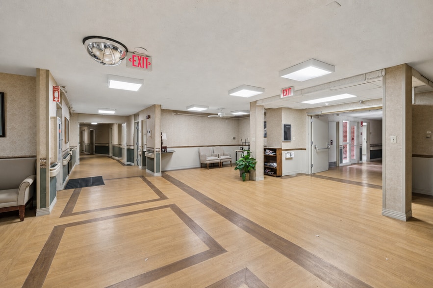 More Photos Of 901 Luther Pl, Albert Lea Skilled Nursing Facility For Sale