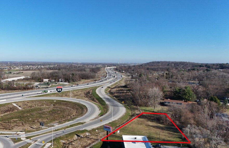 More Photos Of 2440 W County Line Rd, Indianapolis Land For Lease