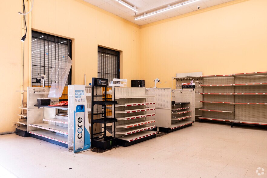 More Photos Of 17503-17587 Imperial Valley Dr, Houston Unknown For Lease