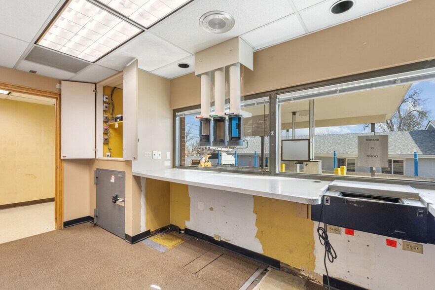 More Photos Of 200 N Public Rd, Lafayette Bank For Sale