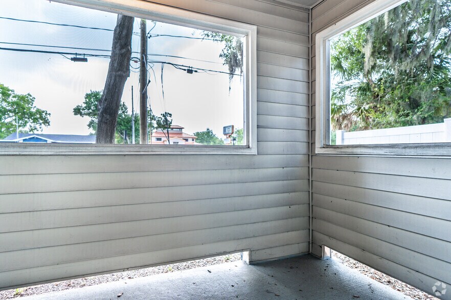 More Photos Of 4610 N Armenia Ave, Tampa Apartments For Sale