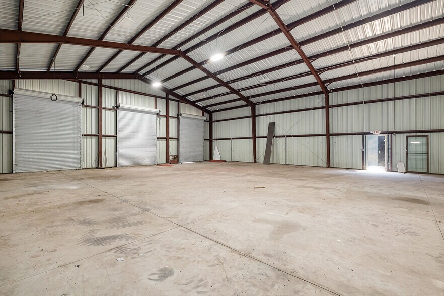 More Photos Of 1831 Capital Blvd, Raleigh Auto Repair For Lease