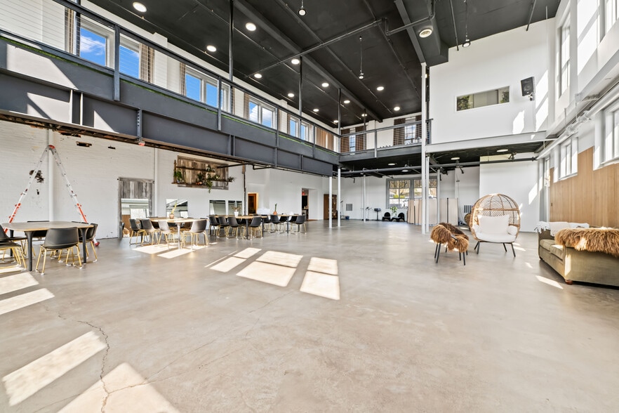 More Photos Of 250 Gorham St, Canandaigua Office For Sale