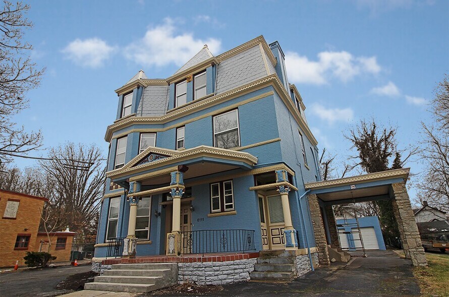 Primary Photo Of 6111 Madison Rd, Cincinnati Office Residential For Sale