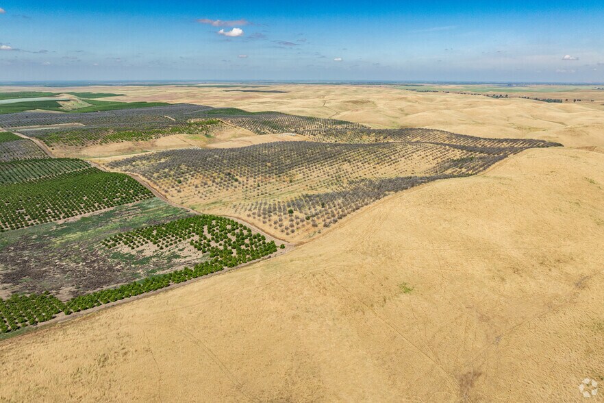 More Photos Of Road M-1 Rd, Ducor Land For Sale