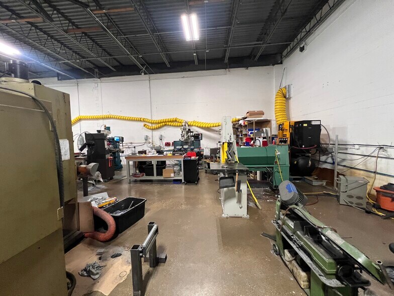 More Photos Of 243-251 Welsh Pool Rd, Exton Warehouse For Lease