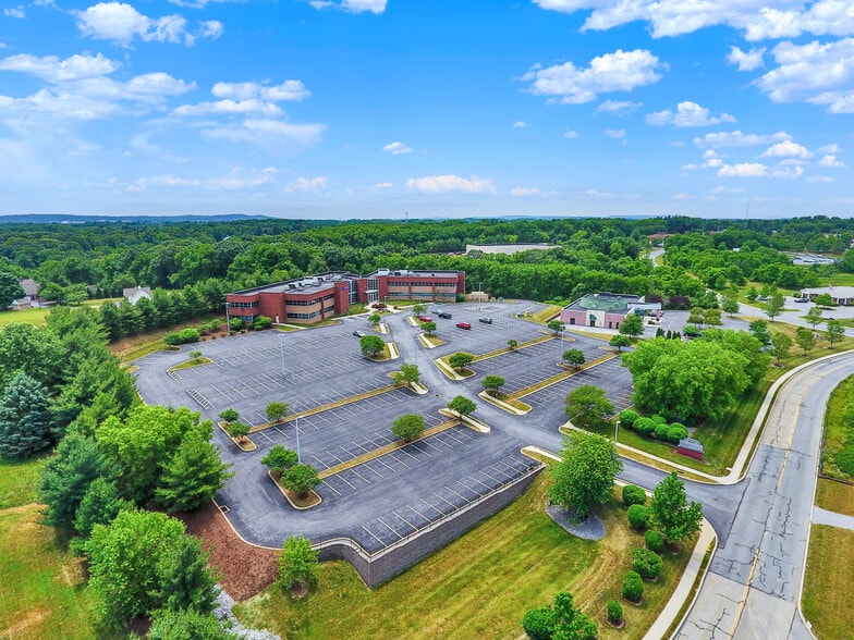 More Photos Of 8040 Carlson Rd, Harrisburg Office For Sale