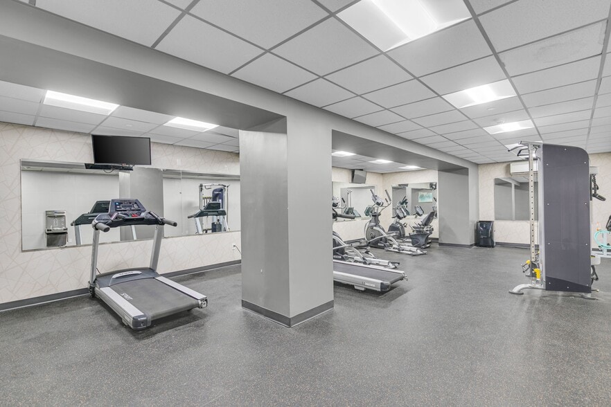 More Photos Of 122 Chestnut St, Springfield Apartments For Sale