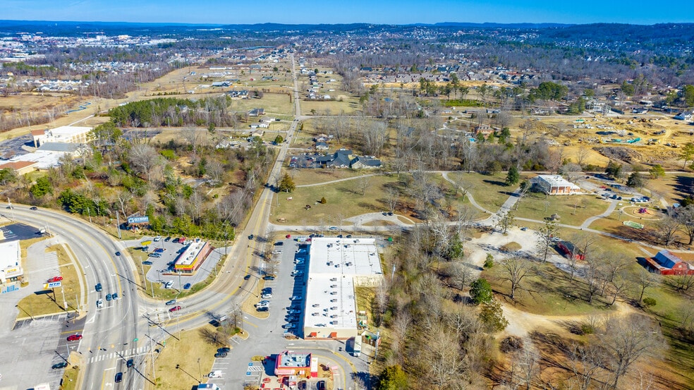 More Photos Of 1414 Jenkins Rd, Chattanooga Storefront For Lease