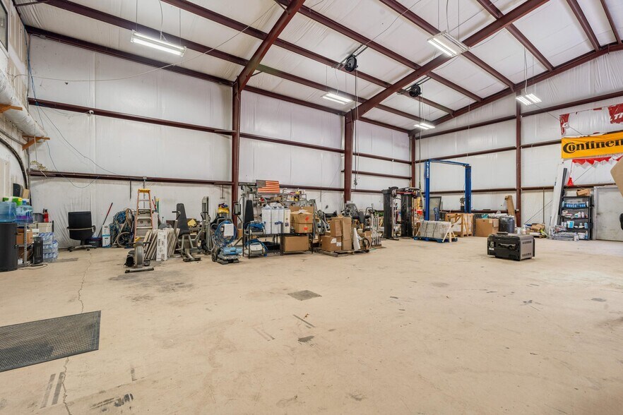 More Photos Of 6802 U S Highway 98, Hattiesburg Flex For Sale