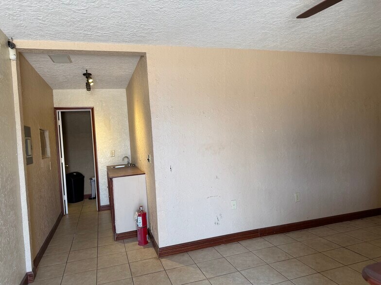 More Photos Of 3904 Sheppard Access Rd, Wichita Falls Specialty For Sale