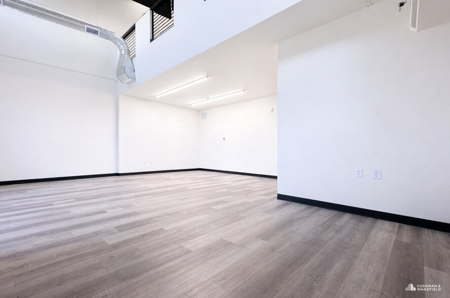 More Photos Of 2026 Bear Mountain Dr, Fort Collins Research And Development For Lease