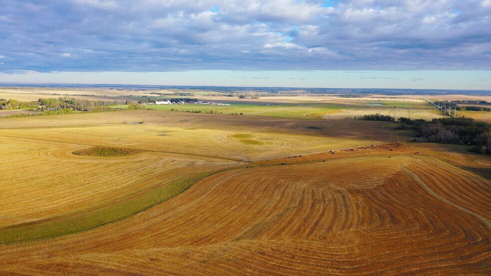 More Photos Of 7520 C & E Trl, Innisfail Land For Sale