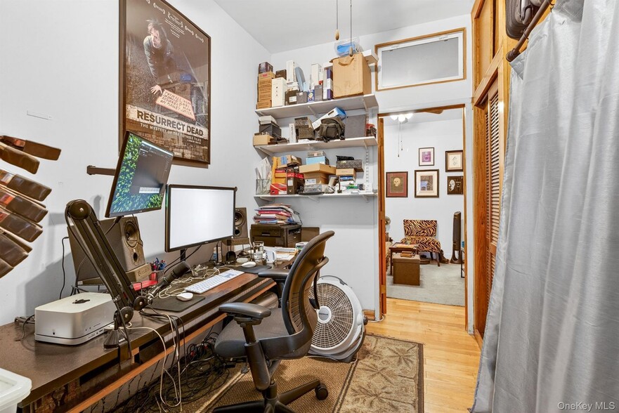 More Photos Of 34 Sutton St, Brooklyn Apartments For Sale