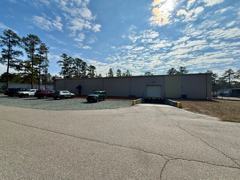 More Photos Of 7718 NC 22 Hwy, Carthage Warehouse For Lease