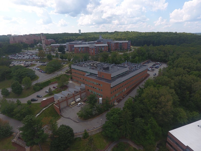More Photos Of 1 Innovation Dr, Worcester Medical For Lease