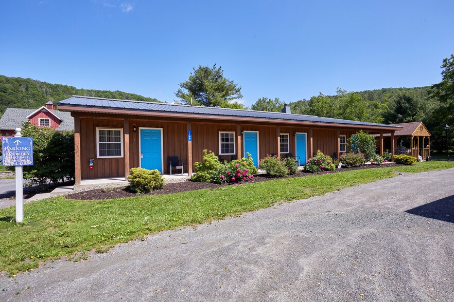 More Photos Of 1471 Denning Rd, Claryville Restaurant For Sale