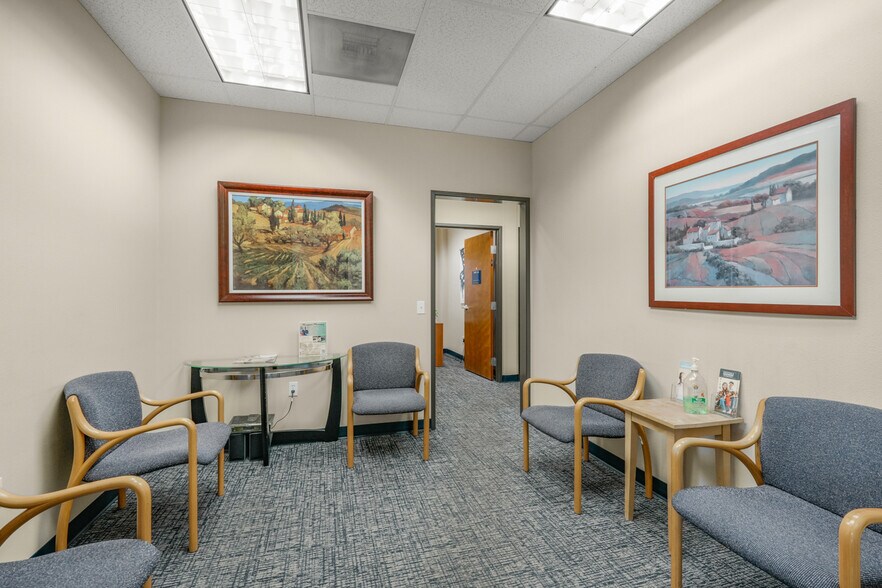 More Photos Of 9407 NE Vancouver Mall Dr, Vancouver Office Residential For Sale
